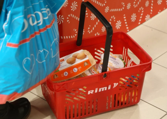 Экономисты: цены на продукты питания и услуги продолжат расти