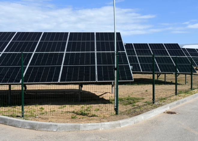 В каждой розетке - солнце. Энергетика Латвии намерена все больше зависеть от сил природы