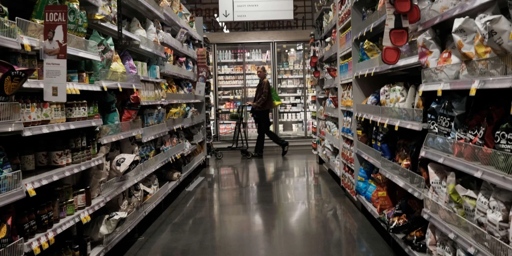 Daudzi amerikāņi, protams, izvēlas veidot pārtikas uzkrājumus.