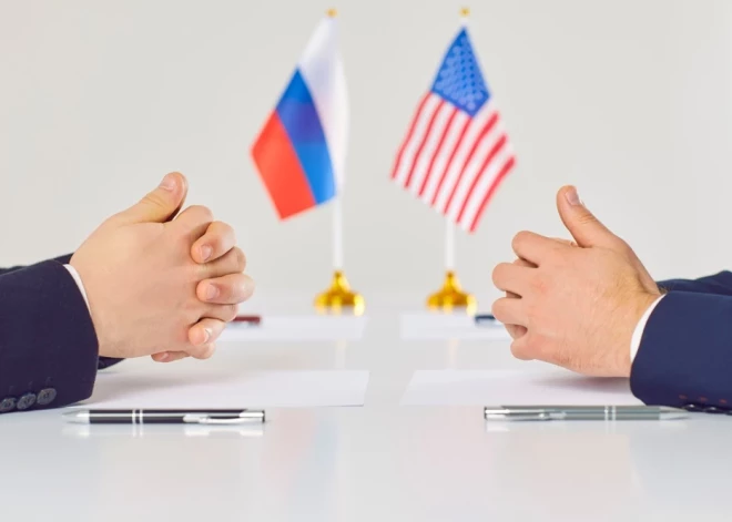 В Стамбуле прошли переговоры делегаций США и РФ