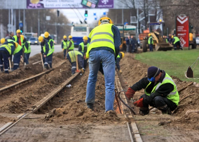 Brisele pārrēķinājusi mūsu naudu: tagad tikai divās ES dalībvalstīs minimālā alga ir mazāka nekā Latvijā