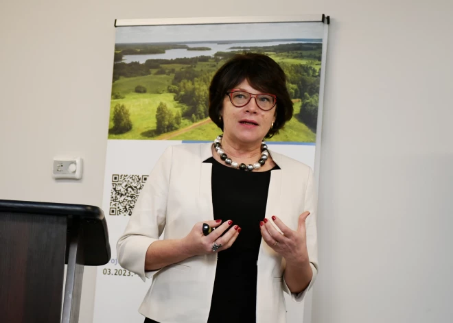 Par Mākslīgā intelekta centra padomes priekšsēdētāju ievēlēta Signe Bāliņa. Viņa vada Latvijas informācijas un komunikācijas tehnoloģiju asociāciju