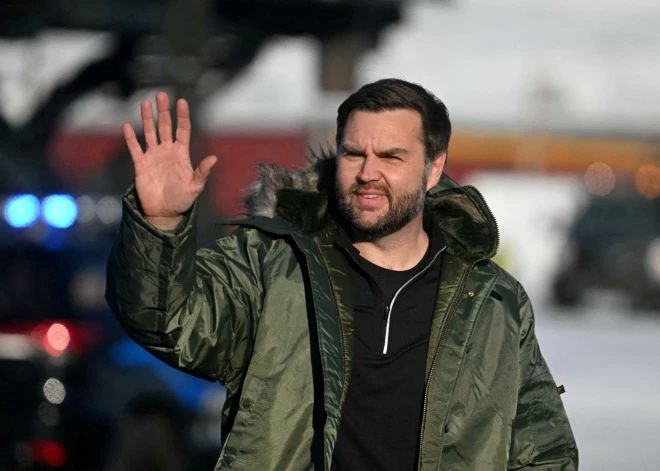Pēc Vensa vizītes Grenlandē atlaista ASV armijas bāzes komandiere
