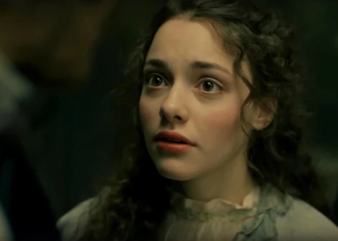 В России 26-летней актрисе грозит 10 лет тюрьмы на нападение с ножом на бойфренда, тоже актера