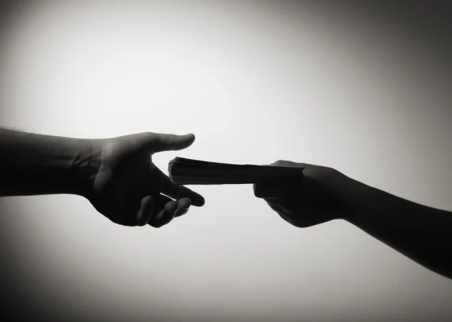 Латвийской экономике все еще нравится оставаться в тени. В соседних странах народное хозяйство более открытое