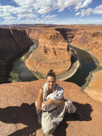 Pakavveida iegriezums Kolorādo upē, Arizona (Horseshoe Bend).