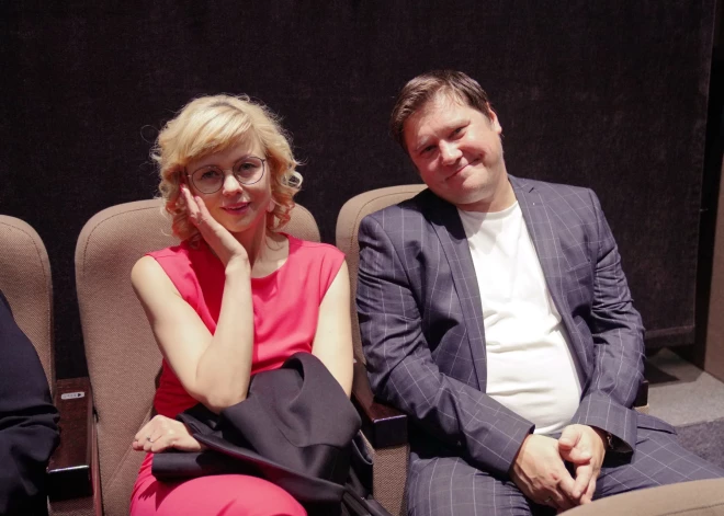 Dita Lūriņa un Mārtiņš Egliens jau trīs mēnešus dzīvo dažādās valstīs