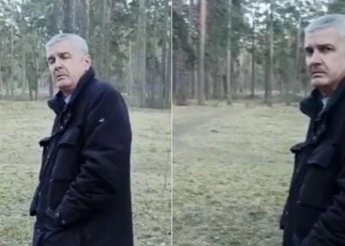 Krilovs, būdams dusmīgs un aizkaitināts uz jaunajiem vīriešiem, atriebības motīvu vadīts, no jakas kabatas izņēma nereģistrētu šaujamieroci un no neliela attāluma vairākas reizes mērķtiecīgi izšāva šo personu virzienā.