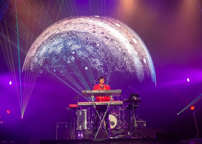 Ar unikālu šovu Latvijā viesosies kosmosa disko mūzikas pionieri - franču kulta grupa "Space"