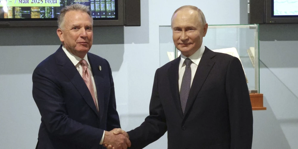 Uzreiz pēc tam, kad Trampa īpašais sūtnis Stīvs Vitkofs Sanktpēterburgā čubinājās ar Krievijas diktatoru Vladimiru Putinu, viņu nodēvējot par "lāga zēnu, kurš vēlas mieru", Putina armija sarīkoja šogad asiņaināko uzbrukumu Ukrainas civiliedzīvotājiem