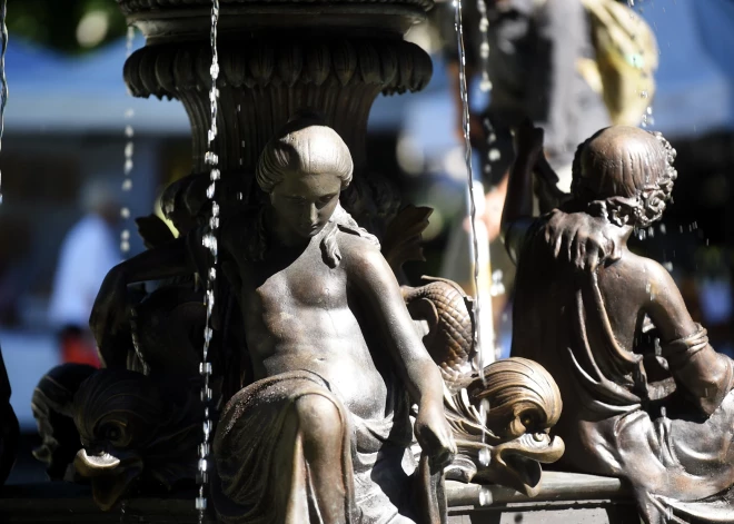 Rīgā atklāta strūklaku sezona