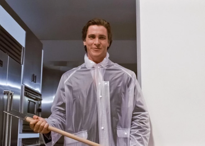 Vīrieši grib līdzināties filmas "Amerikāņu psihopāts" galvenajam varonim – režisore ir neizpratnē