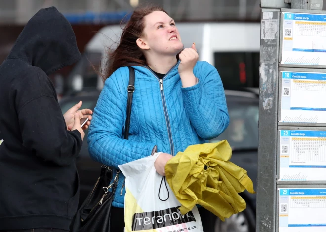 Не май месяц! После теплой пятницы и субботы латвийцев опять ждет похолодание