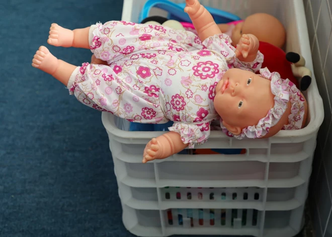 Токсичные игрушки и косметика: почему латвийцы готовы покупать опасные товары