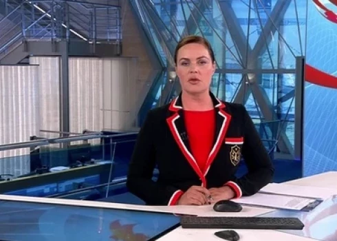 Jekaterina Andrejeva televīzijā (ekrānuzņēmums no "navalny.com")