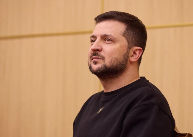 Zelenskis tieši apsūdz Pekinu ieroču piegādēs Krievijai