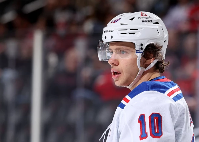Kādreizējā Latvijas izlases trenera Oļega Znaroka znots, NHL zvaigzne Artemijs Panarins noslēdzis vienošanos saistībā ar apsūdzībām seksuālā uzbrukumā