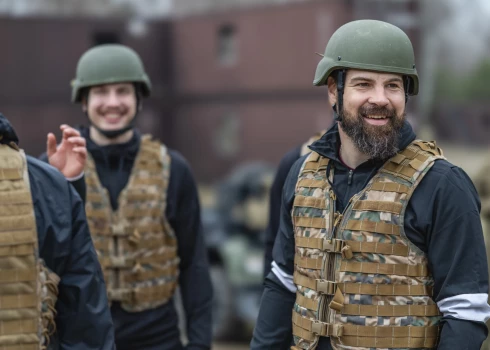 Latvijas hokeja izlases saliedēšanās pasākums militārajā bāzē "Ādaži (foto: kaprālis N.Dorobļajs)