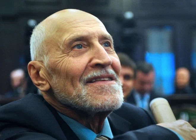 "Теперь не 180, а 170": Николай Дроздов теряет вес и рост из-за прогрессирующей болезни