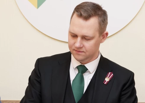 Zaļo un Zemnieku savienības (ZZS) Saeimas frakcijas priekšsēdētājs Harijs Rokpelnis.