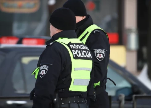 Vāc parakstus par policijas palīgu pilnvaru paplašināšanu.