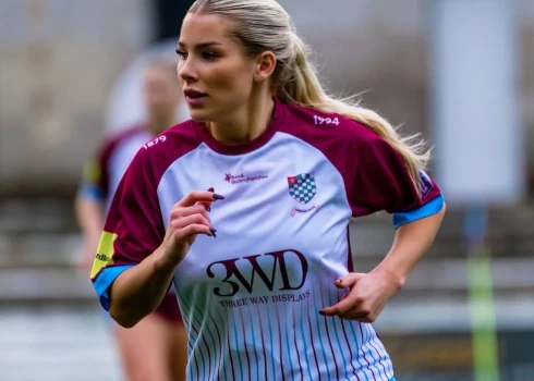 Madelēna Raita savā jaunajā karjerā spējusi vieglāk izsisties nekā futbola laukumā.