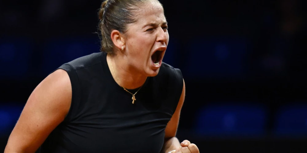 Latvijas pirmā rakete Aļona Ostapenko.