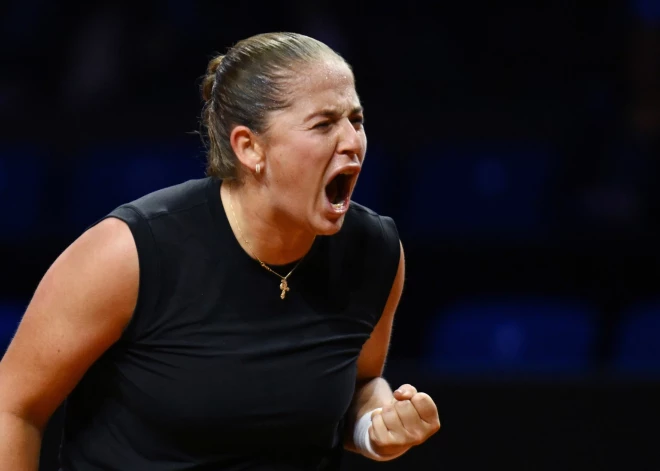 Ostapenko sasniedz Štutgartes "WTA 500" turnīra finālu
