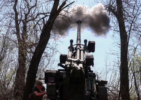 Eiropa ieroču piegāžu vietā plāno atbalstīt Ukrainas militāri rūpniecisko kompleksu.