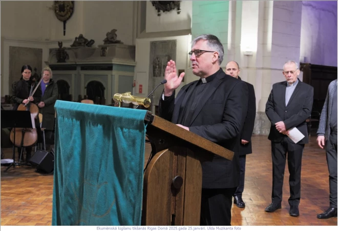 Latvijas Apvienotās metodistu Baznīcas superintendents Edgars Šneiders: “Šādos apstākļos ir viegli kļūt vienaldzīgam pret  notiekošo un nemaz necensties kaut ko mainīt.”