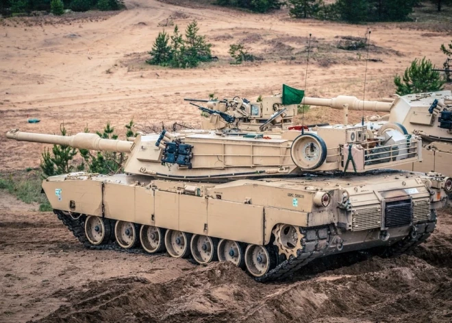 США заявили о том, что перебросят этим летом в страны Балтии и Польшу две бронетанковые бригады