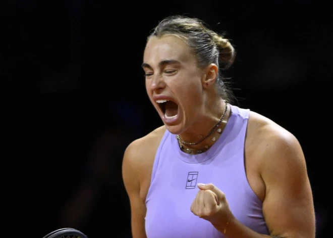 Baltkrievu tenisa zvaigzni Sabaļenku vaino necienīgā attieksmē pret Ostapenko - ne viss ir tā, kā sākotnēji izskatās