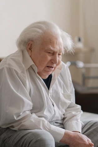 Ēvalds Skreija, jau nosvinējis 101 gada jubileju un pošas uz simtgadnieku salidojumu