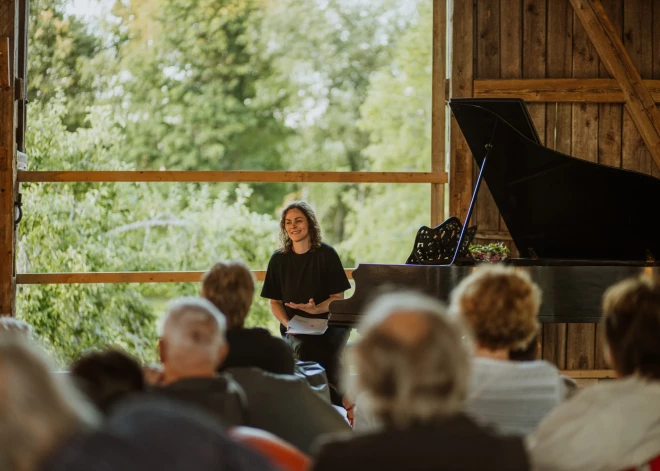 Zanes Dombrovskas “Skaņu muiža 360” uzsāk jauno sezonu ar koncertiem, instalācijām un telpiskās skaņas demonstrācijām