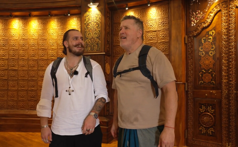 Ceļabiedru dziedāšanas dēļ Šeila no kauna pamet budistu templi
