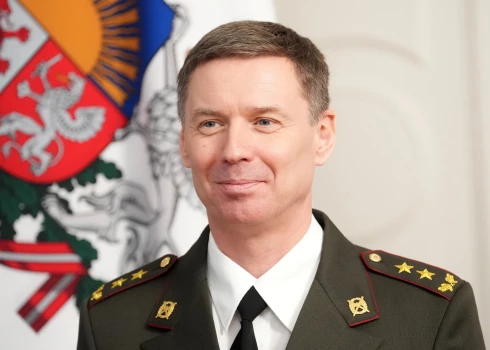 Командующий Национальными вооруженными силами (НВС) Каспар Пуданс.