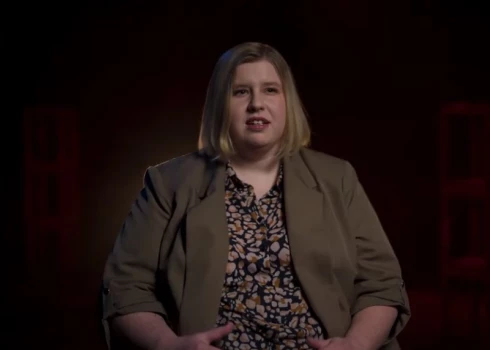 Луиза Элизабете Ладига пережила в своей жизни и насилие, и одиночество, и тяжtлую депрессию с повторяющимися попытками суицида.