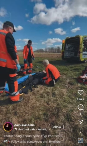 Pie Daiņa izsaukta ātrā palīdzība.