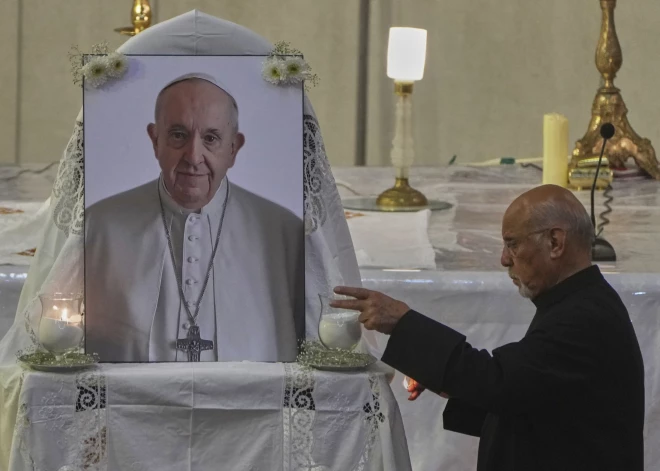 Vatikāns atklāj, kādas bija pāvesta Franciska noslēdzošās dzīves stundas