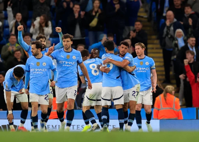 Mančestras "City" cīņā par ceļazīmi uz Čempionu līgu izrauj uzvaru pār "Aston Villa"