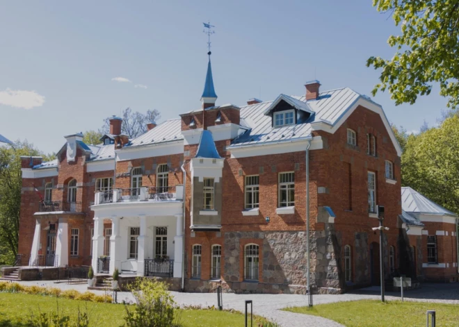 Aprīlis Lūznavas muižā veltījums Čurļoņa daiļradei