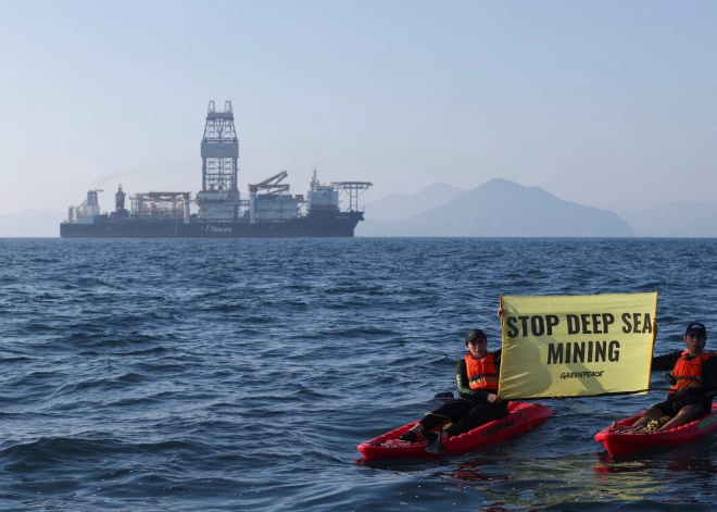 ASV uzsākušas sarunas ar Kanādas uzņēmumu par retzemju metālu izsmelšanu no okeāna dzīlēm