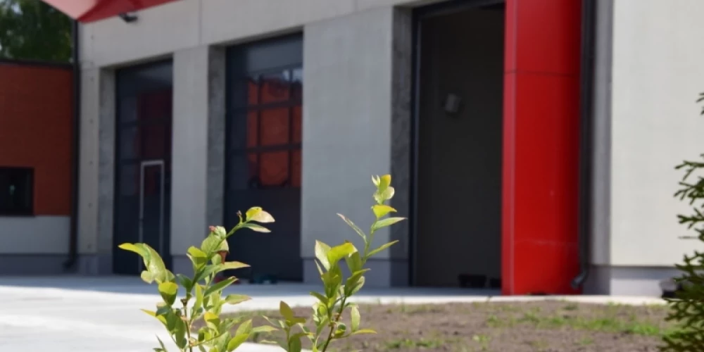 Aizputē un Kandavā ekspluatācijā nodoti jaunie katastrofu pārvaldības centri.