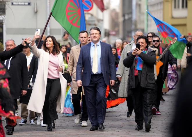 "Latvija pirmajā vietā" partiju reitingā apsteidz līdzšinējo līderi Nacionālo apvienību