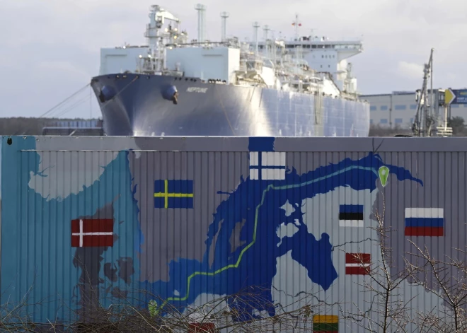 Baltais nams apsver iespēju atcelt "Nord Stream 2" noteiktās sankcijas, ziņo medijs