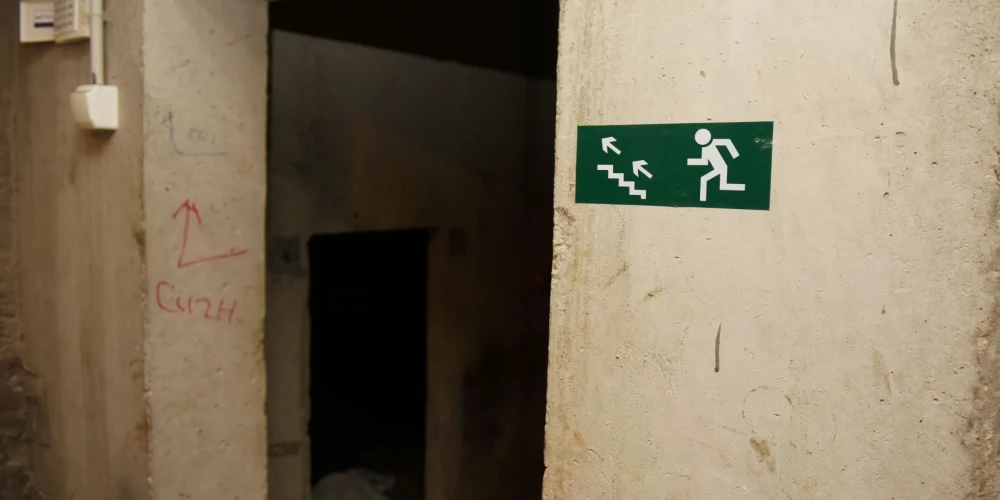 Iekšlietu ministrija aicina iedzīvotājus ne tikai sakopt apkārtni, bet arī iztīrīt savu māju pagrabus – telpas, kas var kļūt par izšķirošu patvērumu krīzes situācijās.