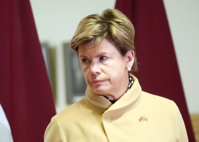 "Это не наш праздник": Браже - о возможных действиях Кремля 9 мая