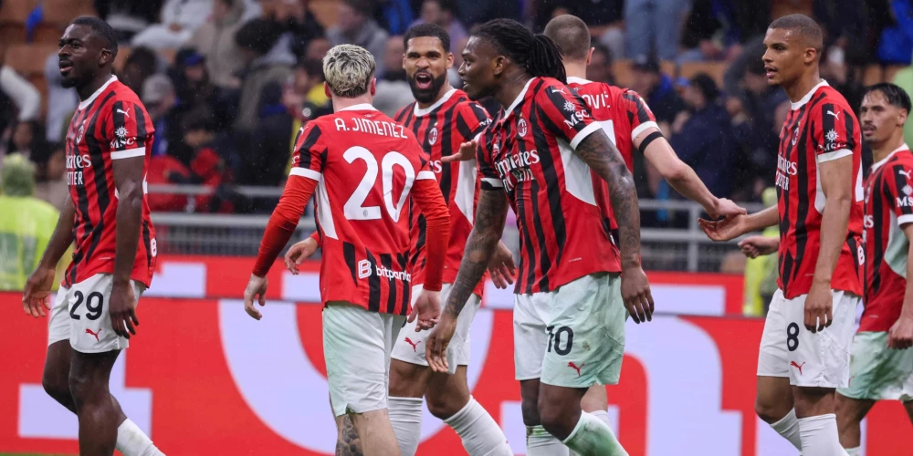 "AC Milan" futbolisti priecājas par iespēto.