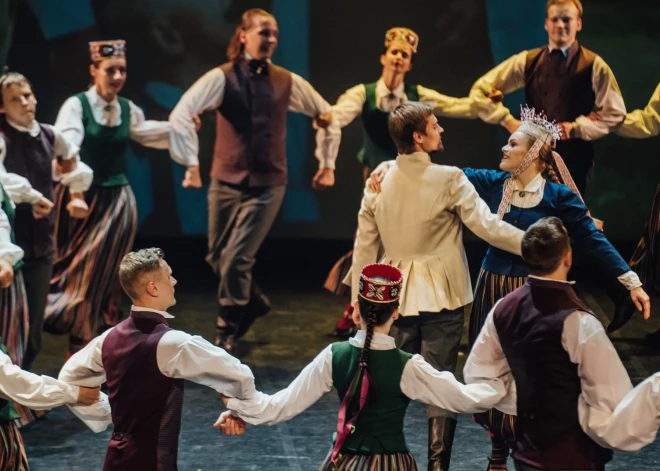 Deju kolektīvs “Čiekurs” svinēs 35 gadu jubileju ar vērienīgu koncertprogrammu VEF Kultūras pils