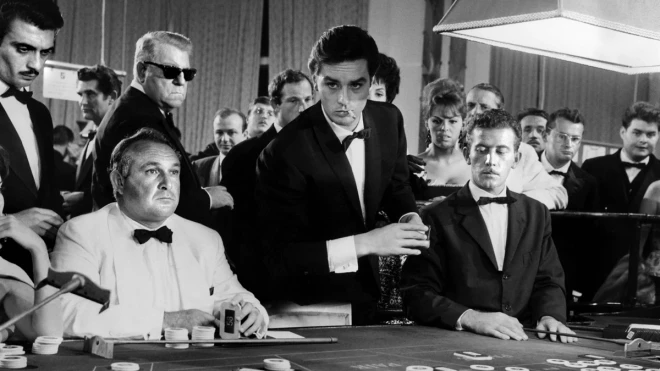 “Melodija no pagraba” (1962, Mélodie en sous-sol), režisors Anrī Verneijs.